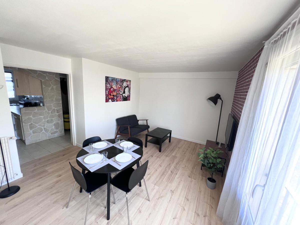 Ambiance, Convivialite Et Emplacement Orléans Exterior foto
